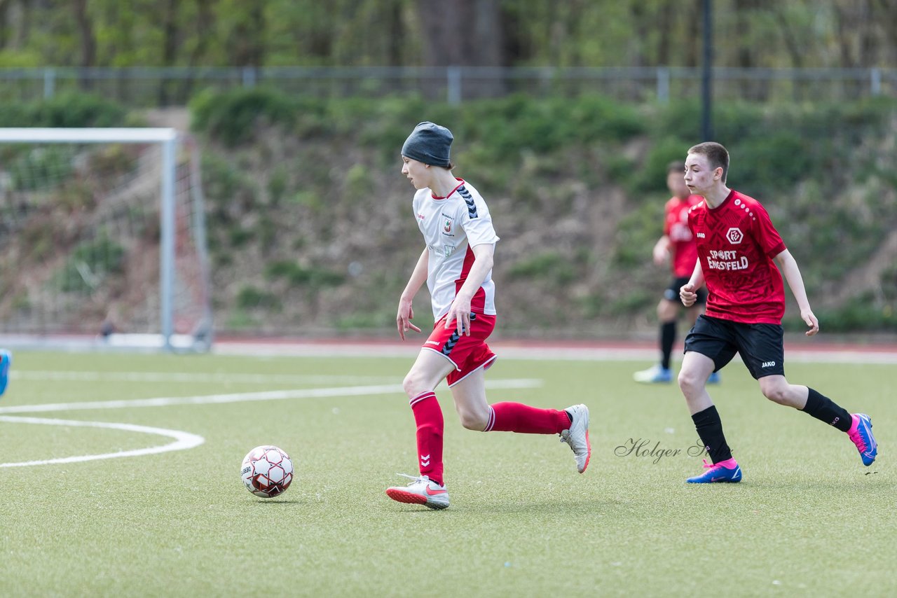 Bild 129 - mCJ Walddoerfer 2 - Farmsen 2 : Ergebnis: 3:1